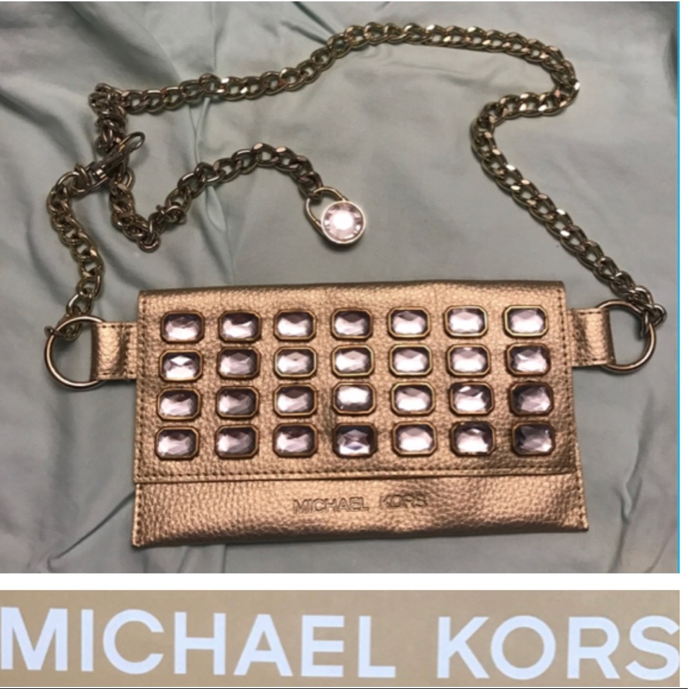MK 😍 Micheal Kors Fanny pack Gold studded
